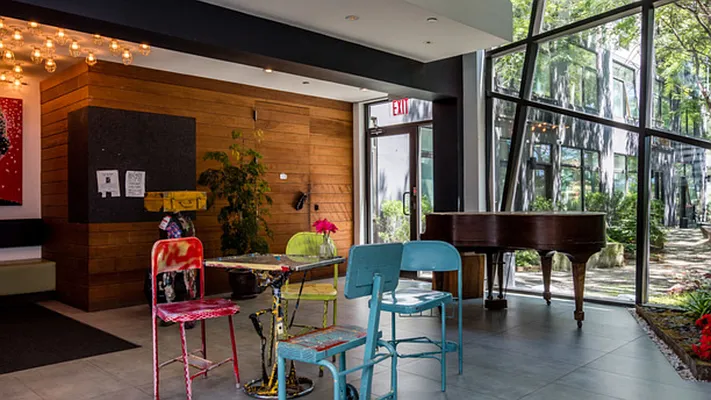 Rented by Nooklyn NYC LLC | media 48