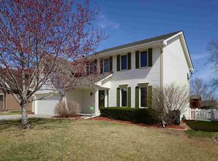 7113 S 160th St, Omaha, NE 68136