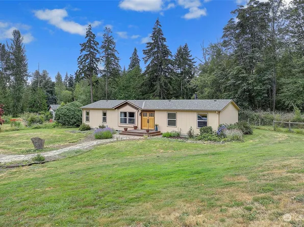 94 E Dry Lake Road, Camano Island, WA 98282