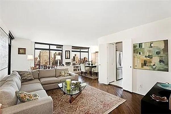 Sold by Trump International Realty | media 7