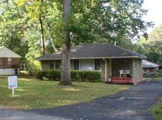 1174 Grace Dr, Forest Park, GA 30297