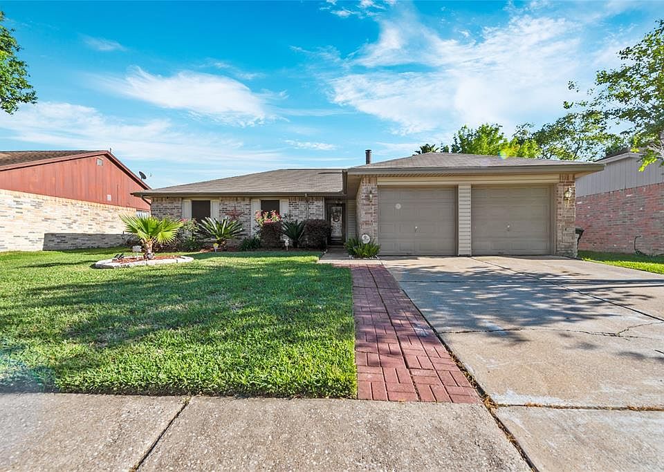1st image of 16727 Summer Dawn Ln