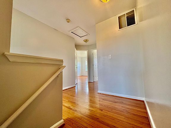 4th image of 204 Hatchers Run Ct