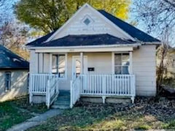 2818 Patee St, Saint Joseph, MO 64507