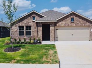 380 Wildrose Cir, Cleburne, TX 76033