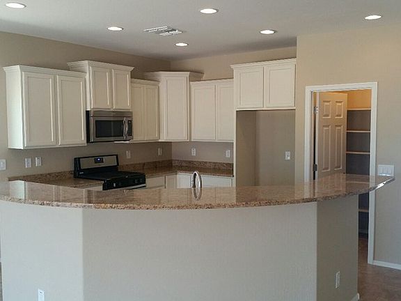 2nd image of 5520 W Admiral Way