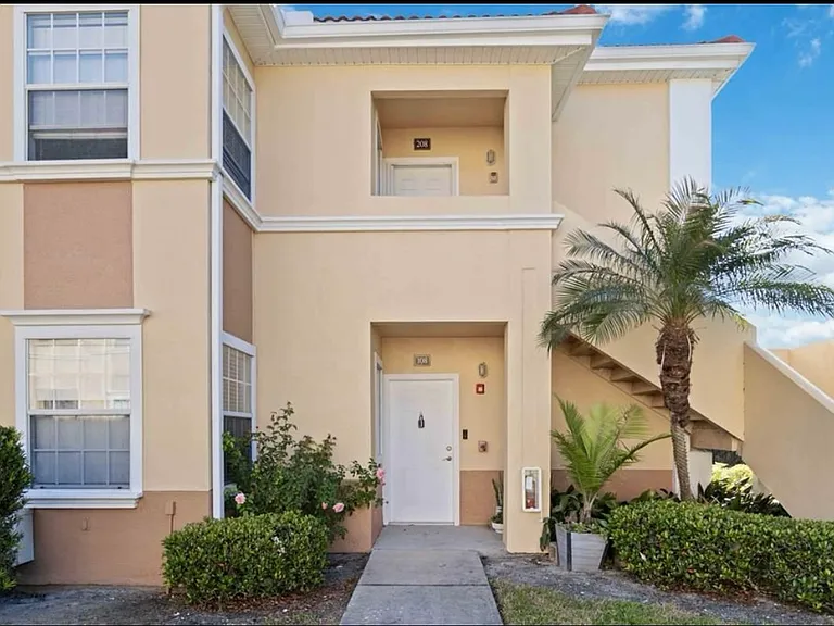 1010 Villagio Cir #108 — Photo 12