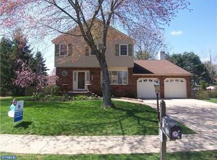 141 Hyde Park Pl, Yardley, PA
