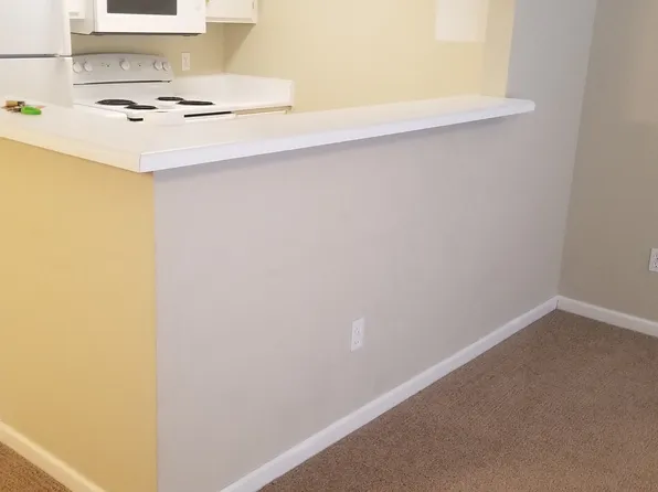 121 Woodberry Dr, Enterprise, AL 36330