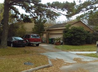 3807 Saratoga Dr, Houston, TX 77088