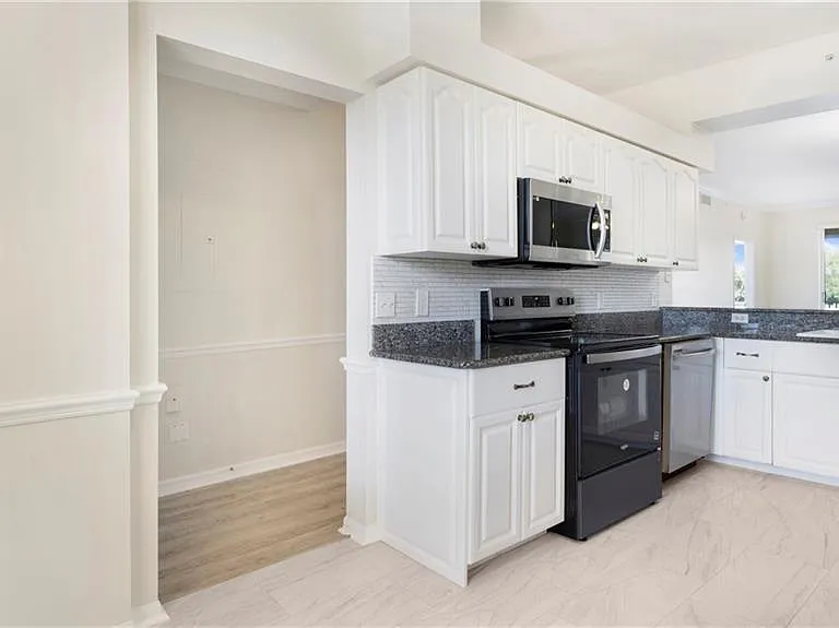 8600 Cedar Hammock Cir #1325 — Photo 43