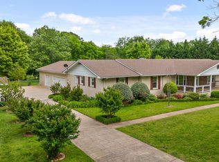 2026 Hickory Valley Rd, Chattanooga, TN 37421