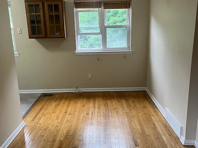 5445 Houghton Pl #3 — Photo 3