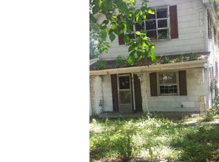 823 Haunted Ln, Bensalem, PA 19020