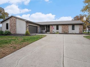 22966 Bainbridge Dr, Elkhart, IN 46514