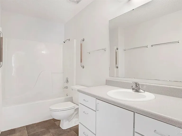 7814 Homestead Cir #A — Photo 3