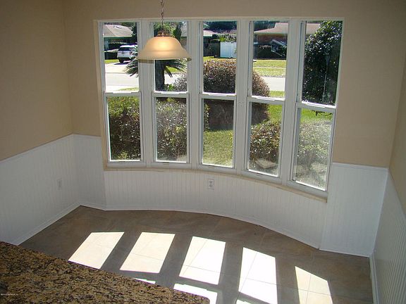 5th image of 8121 Veracruz Dr