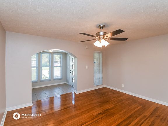 3rd image of 6352 Bartholf Ave #3