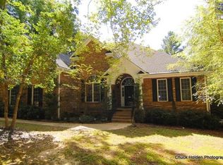 131 Four Foxes Ln, Chapin, SC 29036