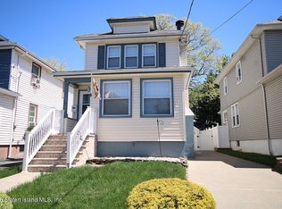 29 Burnside Ave, Staten Island, NY 10302