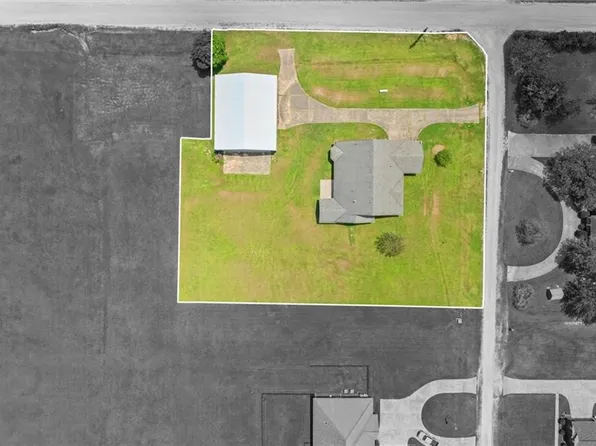 7132 Stearman Dr, Irvington, AL 36544