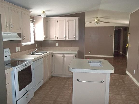4th image of 154 Stagecoach Cir