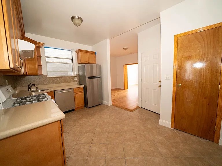 22-39 35th St #1A — Photo 12