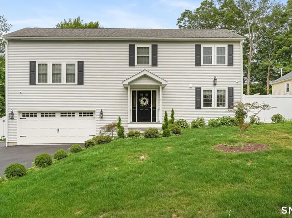 5 Candle Hill Road, New Fairfield, CT 06812