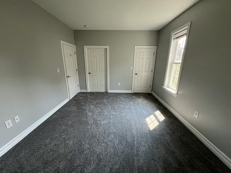 680 W Ferry St #4 — Photo 15