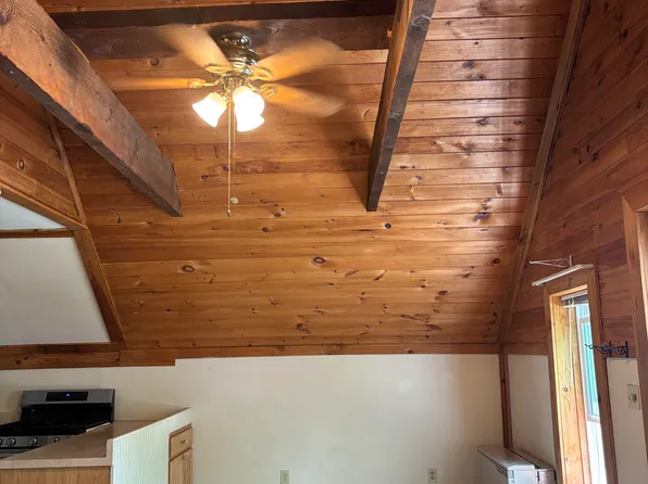 181 Pleasant St #A, Eliot, ME 03903