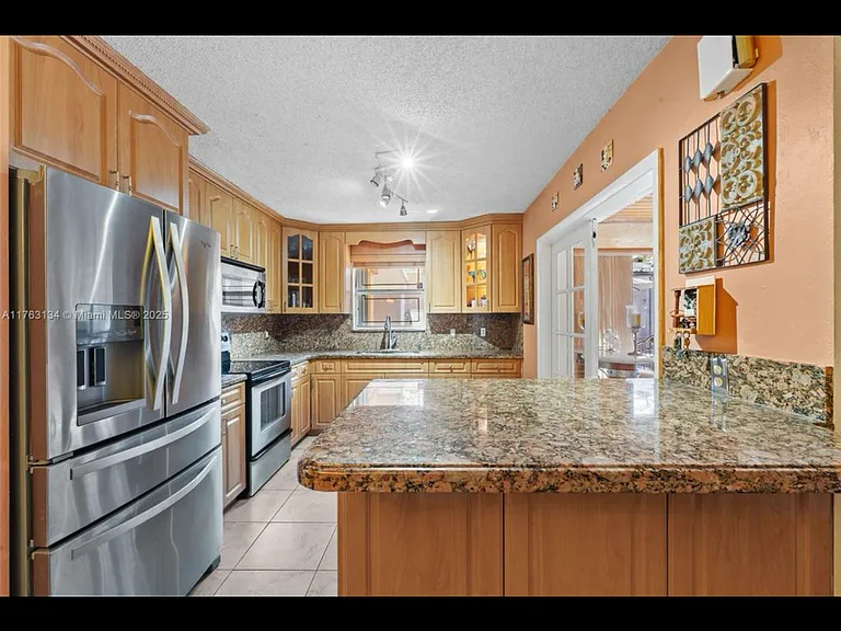 19826 W Lake Dr — Photo 16