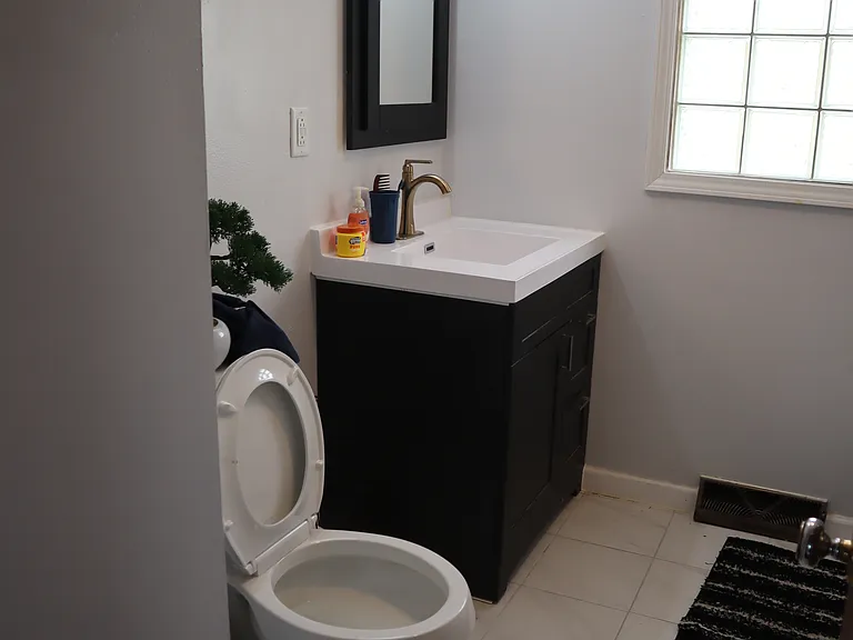 305 S 74th St #2 — Photo 7