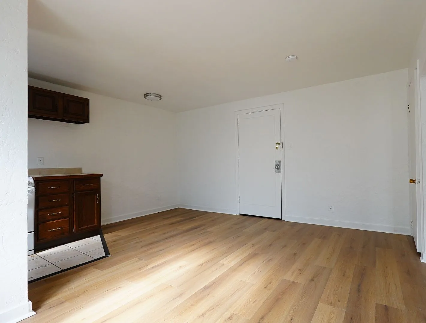330 Greenlee Road — Photo 4