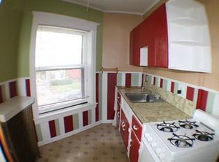 40 Union Ave APT 2, Schenectady, NY 12308