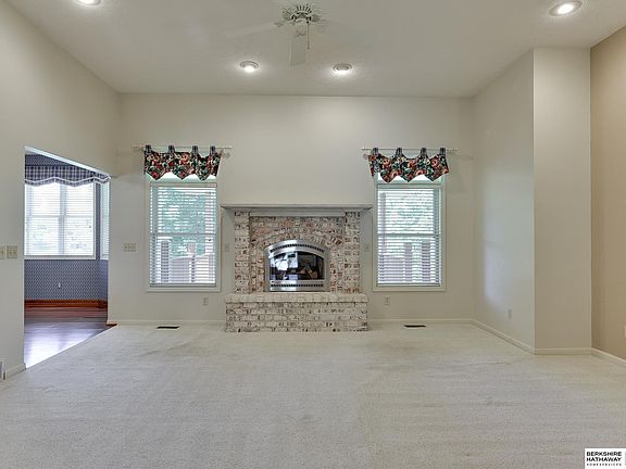 4th image of 12166 Lewison Ln