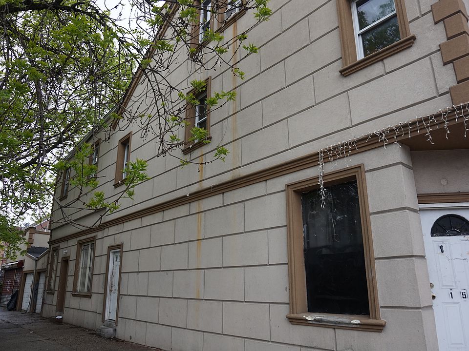 2nd image of 153 Cooper St