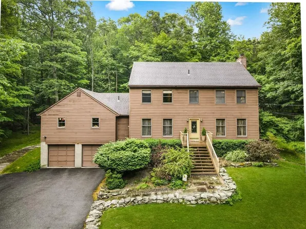 5 Storm Haven Road, Highland Mills, NY 10930