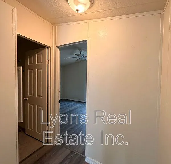 8409 Grady Dr — Photo 9