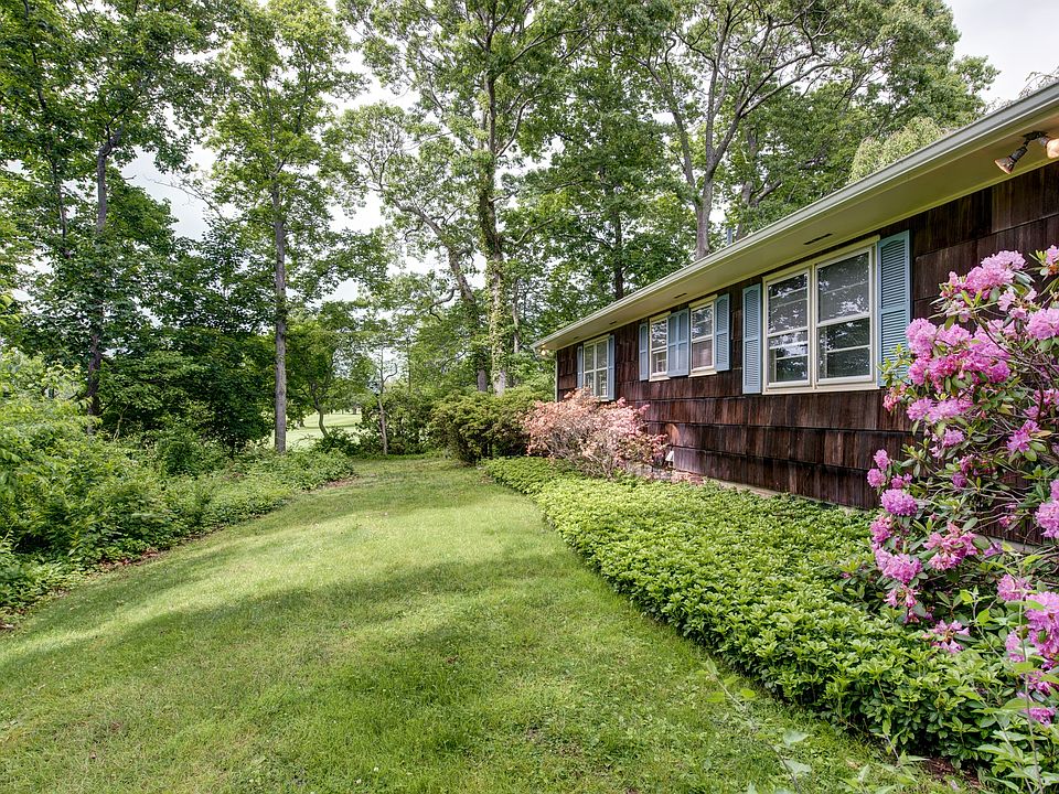 1st image of 535 Meadow Ln