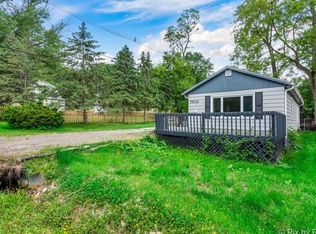 7603 Hickory Rd, Wonder Lake, IL 60097