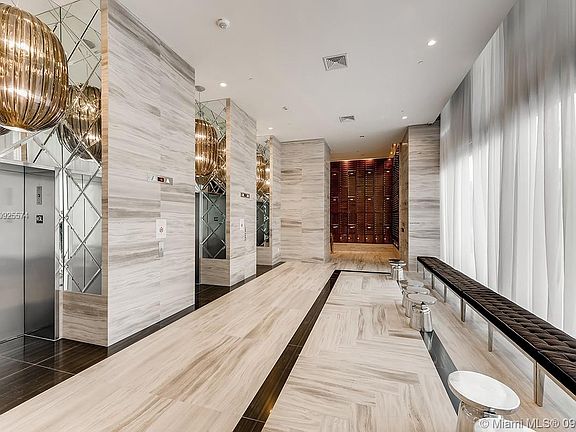 5th image of 2000 Metropica Way #1807