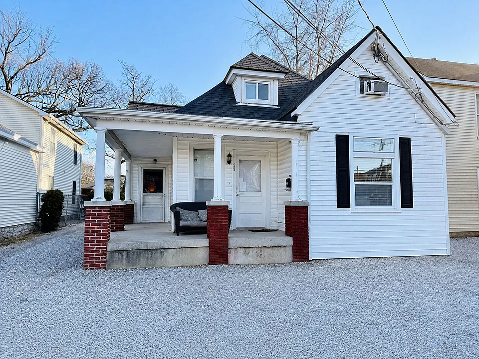 424 Woodland Ave #B