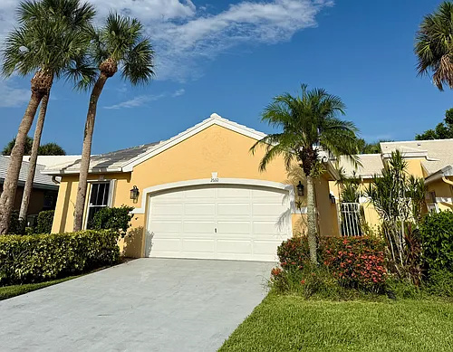 2660 Neaton Ct Photo 1
