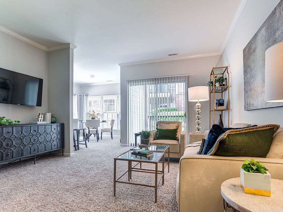 Dwell at Naperville Apartment Rentals Naperville, IL Zillow