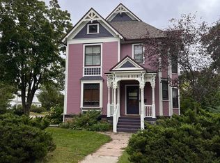 230 4th St, Baraboo, WI 53913