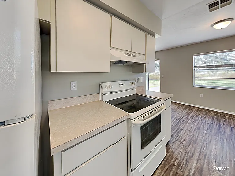 291 Cherry Laurel Ln — Photo 3