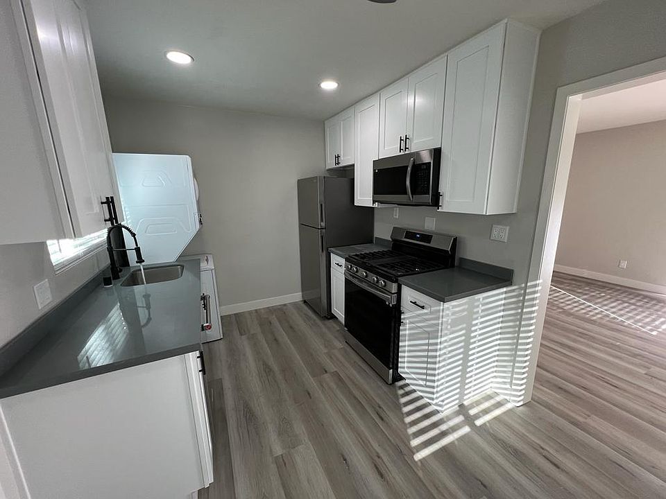 1st image of 3953 Mississippi St #3950