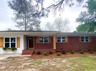 132 White Dr, Fitzgerald, GA 31750