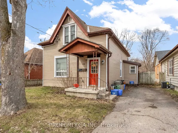 23 Saunby St, London, ON N6G 1A2