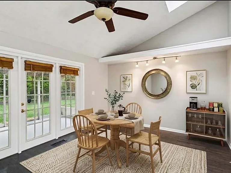 667 Brookline Dr SE — Photo 13